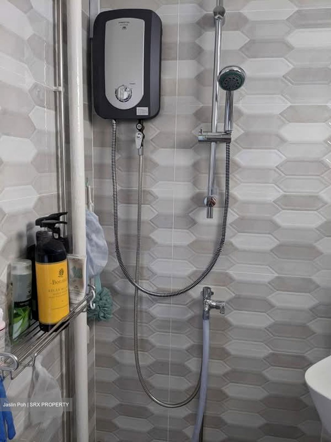 Blk 244 Jurong East Street 24 (Jurong East), HDB 3 Rooms #618156591